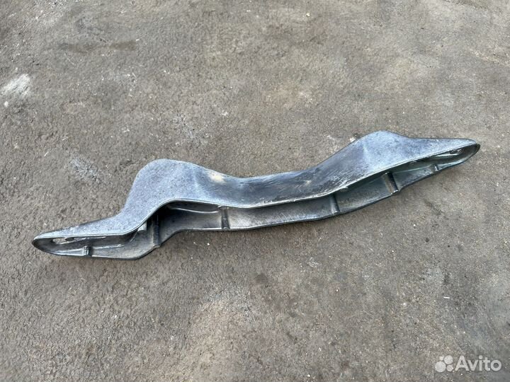 Траверса МКПП bmw e28