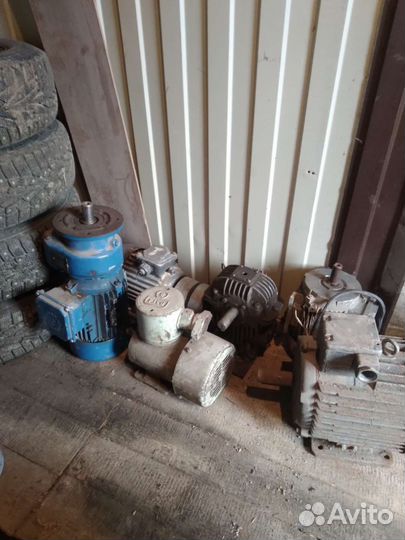 Электродвигатель с редуктором