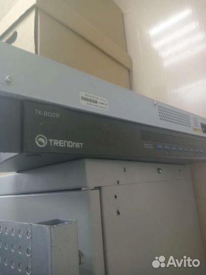 KVM переключатель trendnet TK-802R