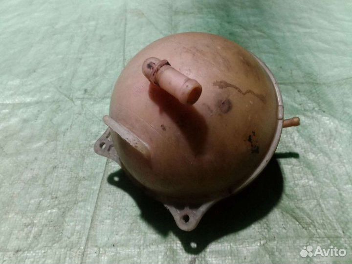 Бак расширительный Volkswagen Vento седан 2.0I 2E