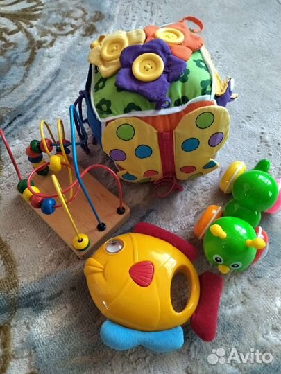 Развивающие игрушки пакетом