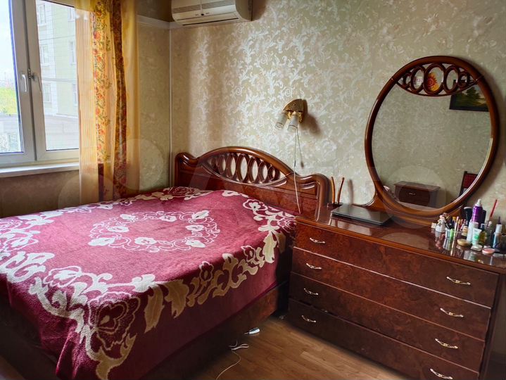 Комната 15 м² в 3-к., 2/14 эт.