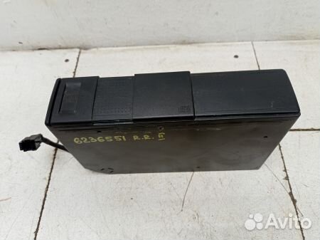 CD-чейнджер Ленд Ровер