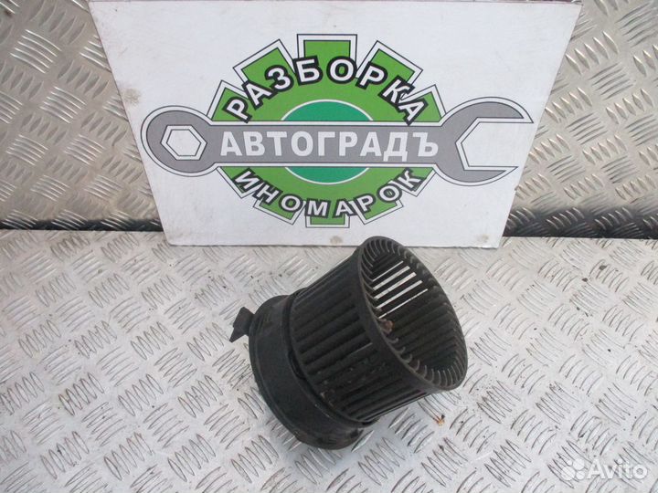 Моторчик отопителя Ситроен С4 Б7 2012