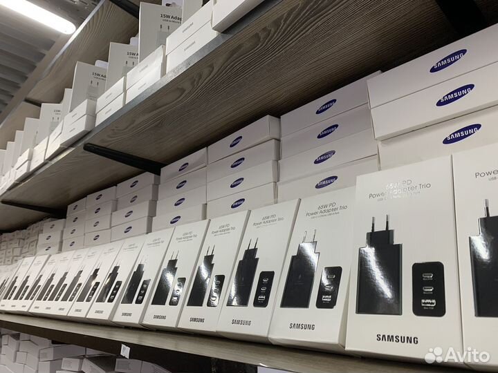 Блок для телефон