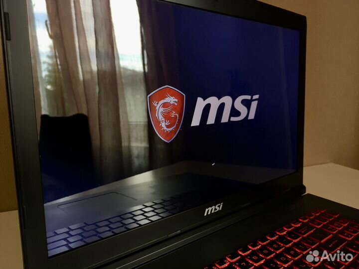 Игровой ноутбук MSI MS-1799 (i7, GTX1050)