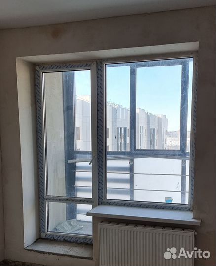 Алюминиевое окно, балконный блок, дверь балкона