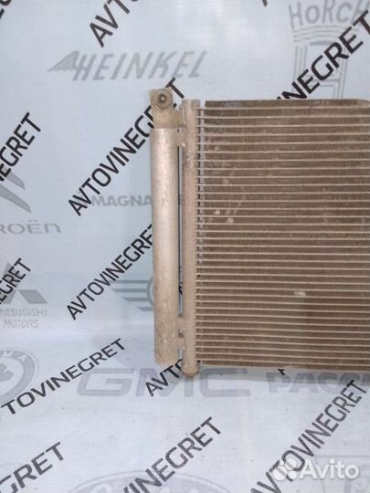 Радиатор кондиционера Hyundai Accent