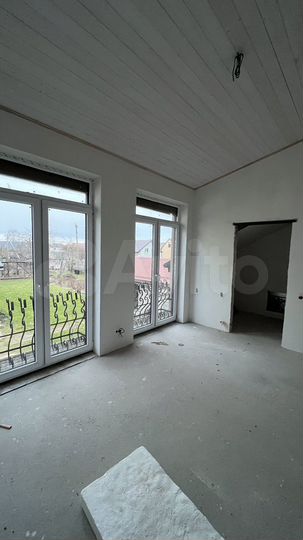 Таунхаус 120 м² на участке 3 сот.