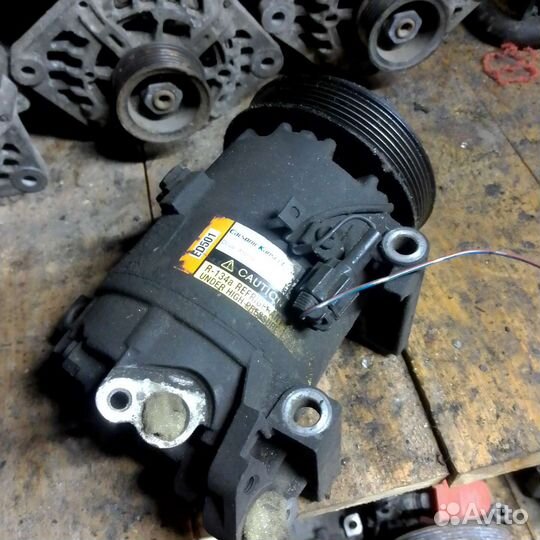 Компрессор кондиционера Ниссан almera N16