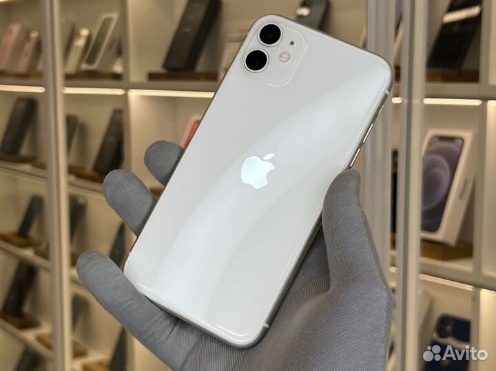 iPhone 11, 64 ГБ