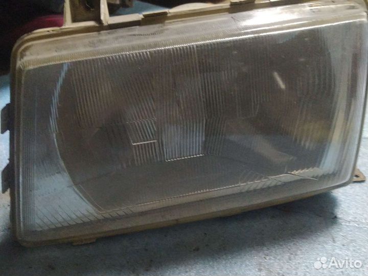 Фара левая saab 9000