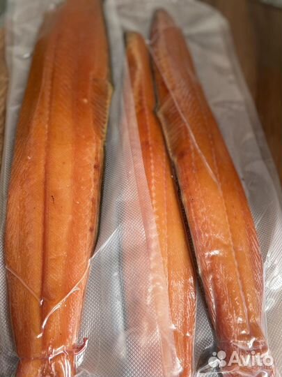 Красная копченая и вяленая рыба