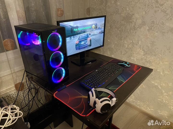Игровой компьютер в сборе