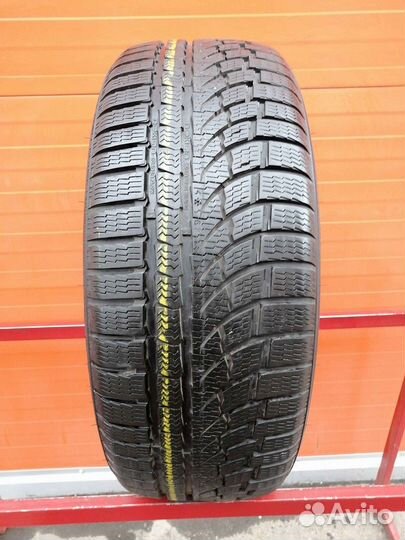 Nokian Tyres WR A4 235/45 R17