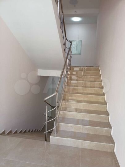 2-к. квартира, 77,6 м², 1/5 эт.