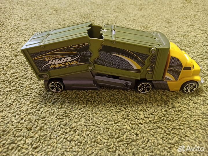 Hotwheels грузовик