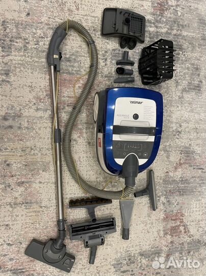Моющий пылесос с аквафильтром Zelmer Aquawelt 1600