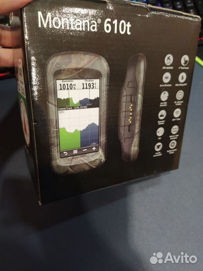 Универсальный навигатор Garmin Montana 610t Camo