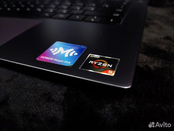 Ноутбук Honor MagicBook X14 Ryzen 5 3500U 8/512