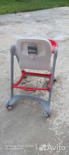 Детский стульчик для кормления