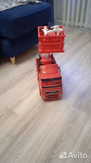 Тягач, пожарная машина