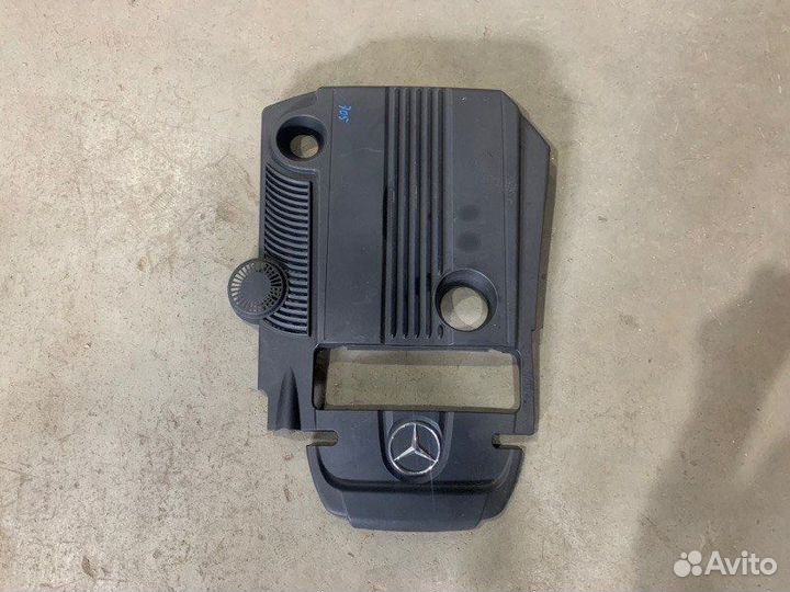 Накладка мотора Mercedes-Benz E-Class W212 271860