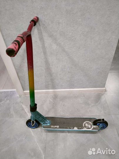 Самокат трюковой Hipe S20