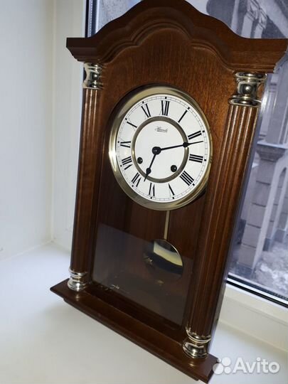 Часы с маятником и боем Hermle Германия