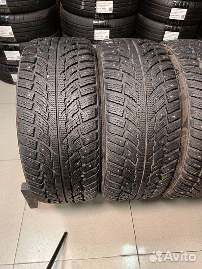 Kumho I'Zen RV Stud KC16 235/55 R17 103T