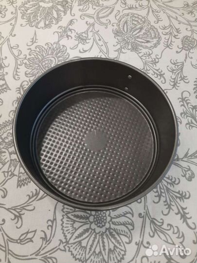 Разъёмная форма для выпечки