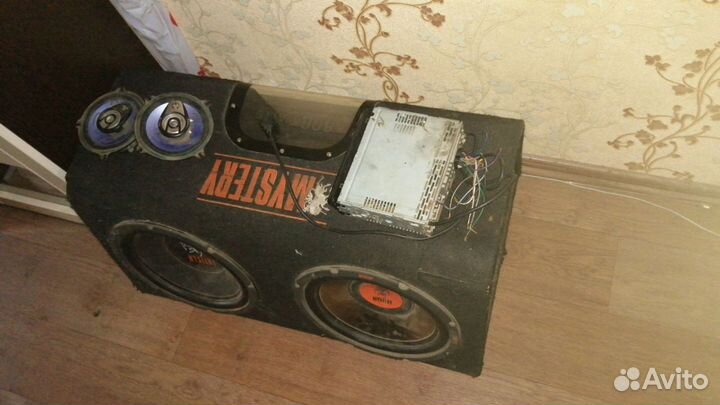 Пасивный сабвуфер Mystery и Audiobahn ATB10AT