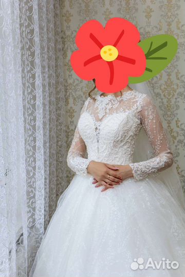 Свадебное платье