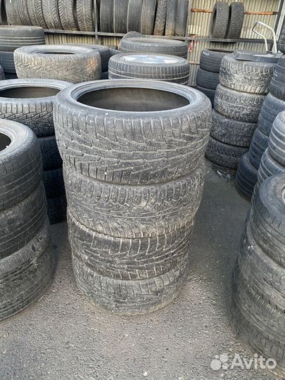 Nokian Tyres Hakkapeliitta R 275/40 R20 38E