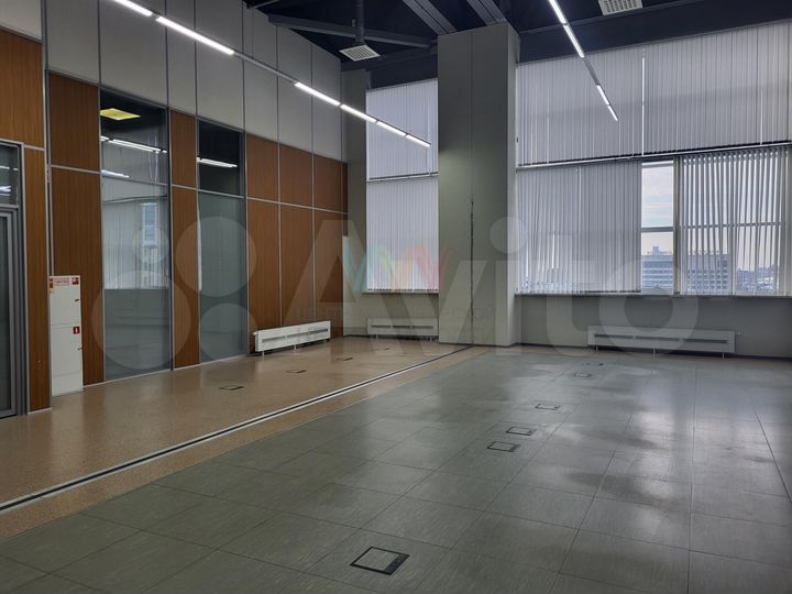 Офисный блок 405 м2 в центре БЦ яй