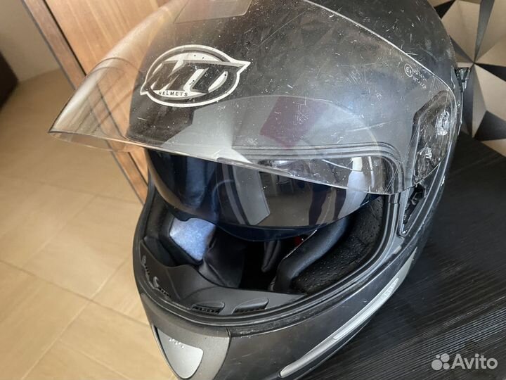 Шлем для мотоцикла черный