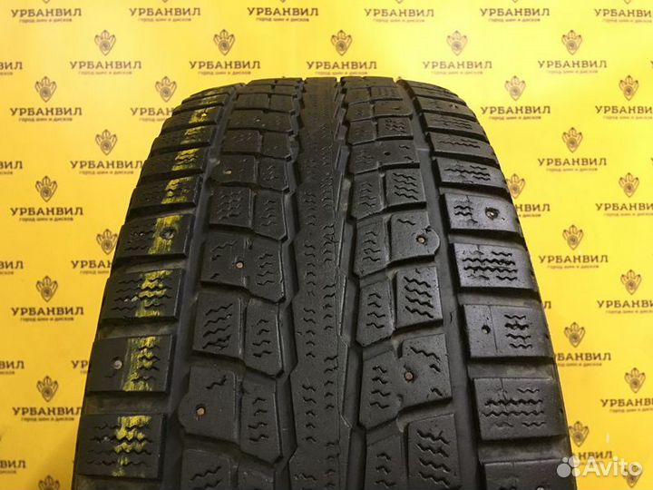 Dunlop SP Winter Ice 01 215/65 R16 102T
