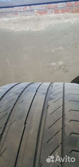 Continental ContiSportContact 295/35 R21