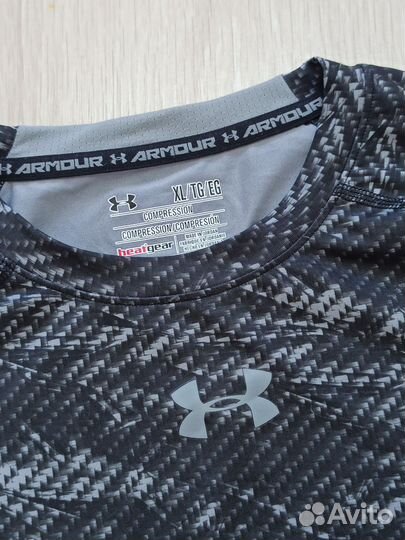 Under Armour компрессионная футболка