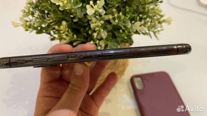 iPhone X, 256 ГБ