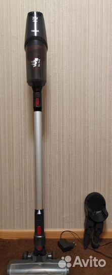 Пылесос вертикальный