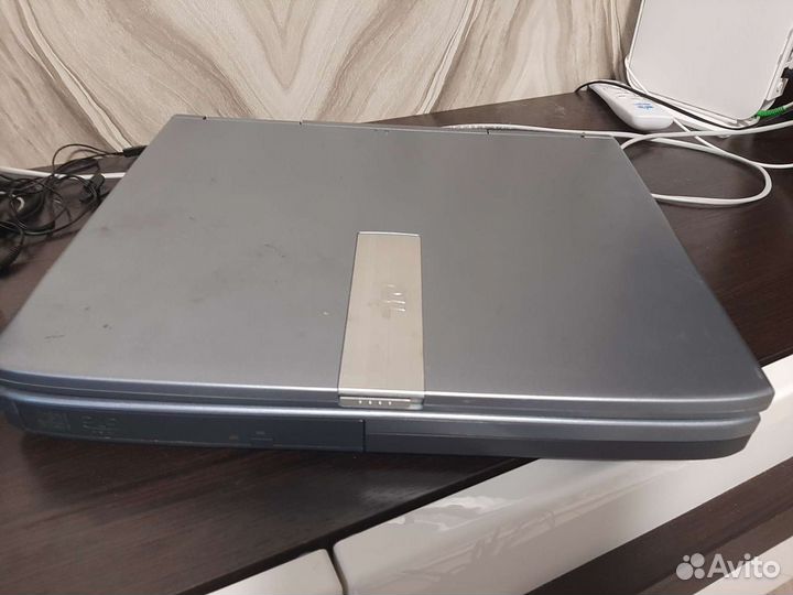 Старый ноутбук