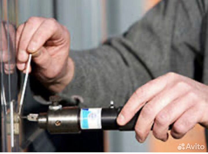 Вскрытие авто в Барнауле Открыть машину автомобиль