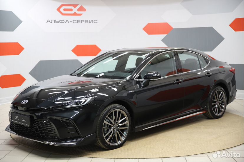 Toyota Camry 2.0 CVT, 2024