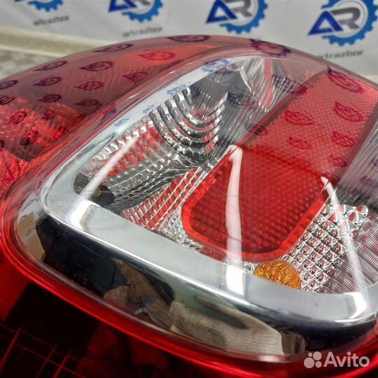 Фонарь задний левый Лада Kalina 2 1.6 2012