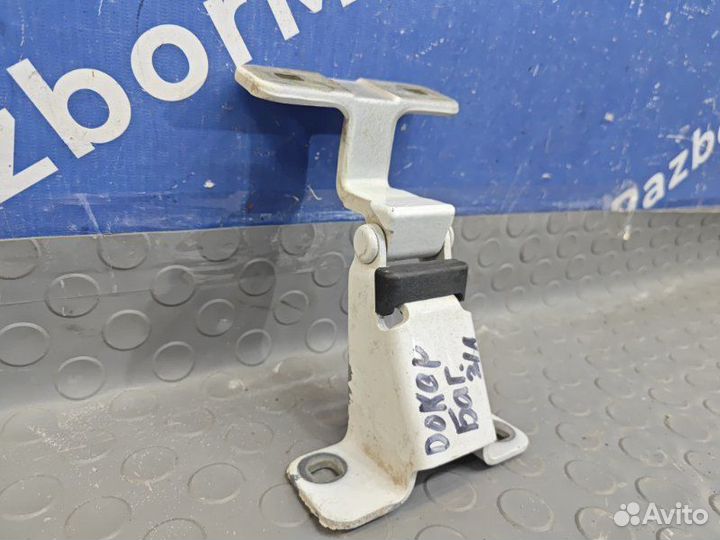 Петля багажника Renault Dokker