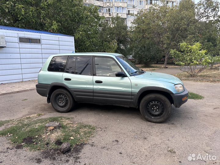 Toyota RAV4 2 МТ, 1996, 290 000 км