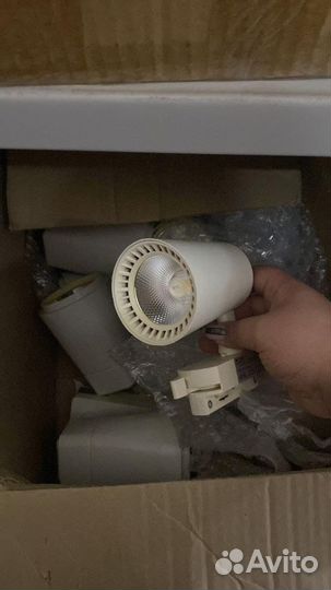 Трековый светильник 30вт, 4000К