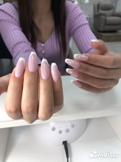 Маникюр, педикюр, покрытие гельлаком