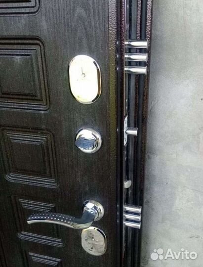 Дверь Входная Уличная с Терморазрывом